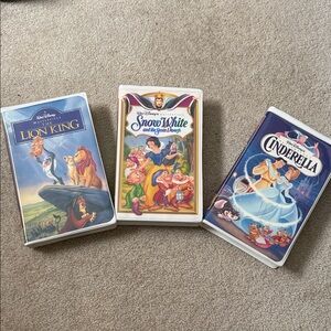 Disney VHS Collection - The Lion King, Snow White, Cinderella